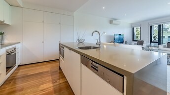 C-Scape by the Sea No.9