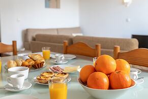Apt. 89-A São Rafael by HelloVacations
