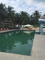 Oceanic Bay Hotel & Resort