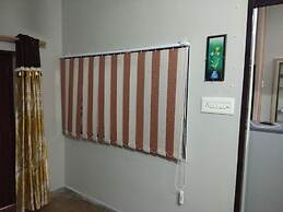 Hotel Zamarrud Palace