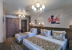Perapolis Hotel