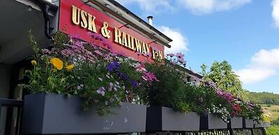 USK AND RAILWAY INN