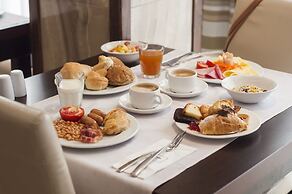 Rooms by Alexandra Hotel