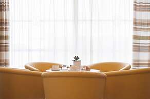 Rooms by Alexandra Hotel