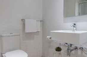 Rooms by Alexandra Hotel