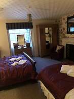 The Oakeley Arms Hotel