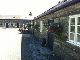 The Oakeley Arms Hotel