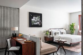 Treeline Urban Resort