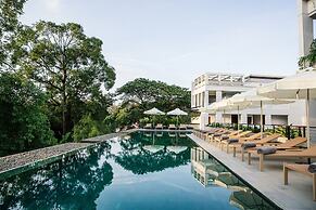 Treeline Urban Resort