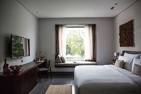 Treeline Urban Resort