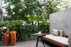 Treeline Urban Resort