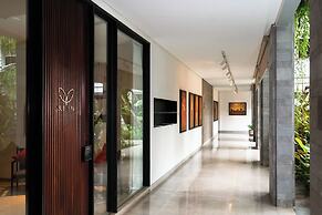 Treeline Urban Resort