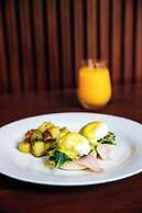 Treeline Urban Resort