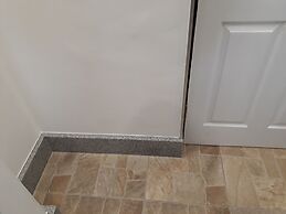 2 Bedroom Executive & Holiday Suburban Home