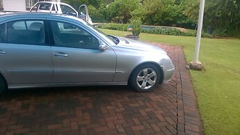 2 Bedroom Executive & Holiday Suburban Home