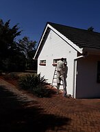 2 Bedroom Executive & Holiday Suburban Home