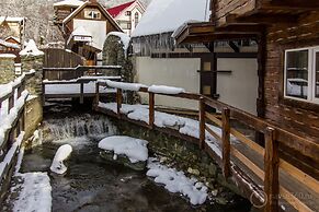 Cherepanovs' Guest House