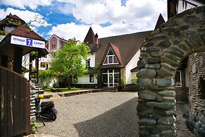 Cherepanovs' Guest House