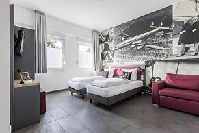 SMARTY Airport Cologne Hotel