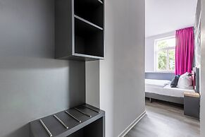 SMARTY Airport Cologne Hotel
