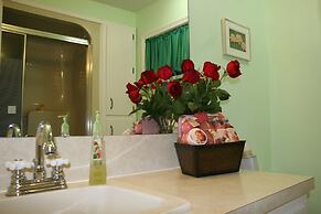 Tiffanys Bed & Breakfast