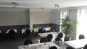 Hotel Cafe Galerie