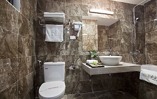 Victor Hotel Cau Giay