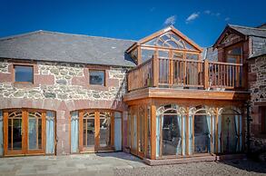 Castleview - Newton Steading