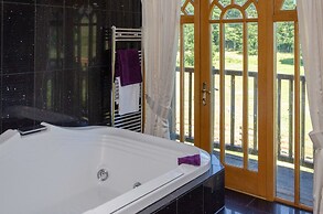 Castleview - Newton Steading