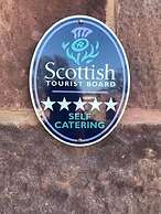 Castleview - Newton Steading