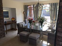 Castleview - Newton Steading