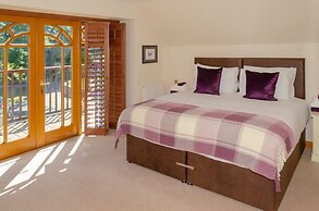 Castleview - Newton Steading