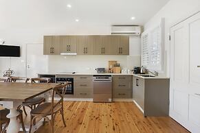 Brokenback Views Country Estate