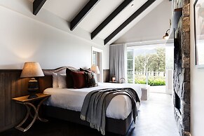 Brokenback Views Country Estate