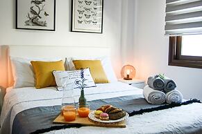 Phaedrus Living: Seaside Luxury Flat Lighthouse 53