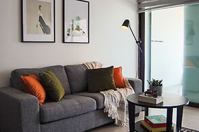 Phaedrus Living: Seaside Luxury Flat Lighthouse 53