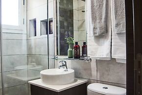 Phaedrus Living: Seaside Luxury Flat Lighthouse 53