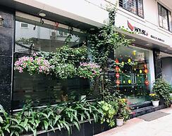 V House 6 Serviced Apartment