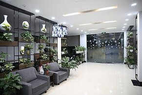 V House 6 Serviced Apartment