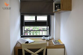 V House 5 Serviced Apartment