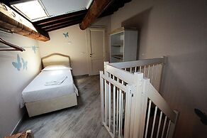 Appartamento Palazzeta With Pool, Near the Sea