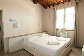 Appartamento Palazzeta With Pool, Near the Sea