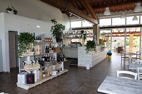 Appartamento Palazzeta With Pool, Near the Sea