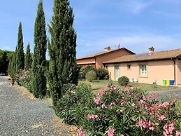 Appartamento Palazzeta With Pool, Near the Sea