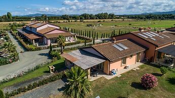 Appartamento Palazzeta With Pool, Near the Sea
