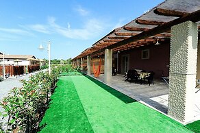 Appartamento Palazzeta With Pool, Near the Sea