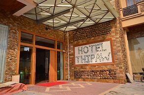 Hotel Thipaw