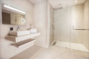 Radisson Serviced Apartments Antananarivo City Centre