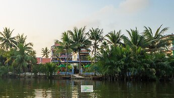 River Waves Villa