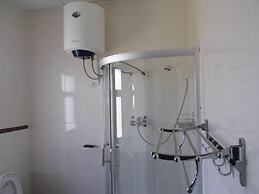 Leget Lodges & Gardens